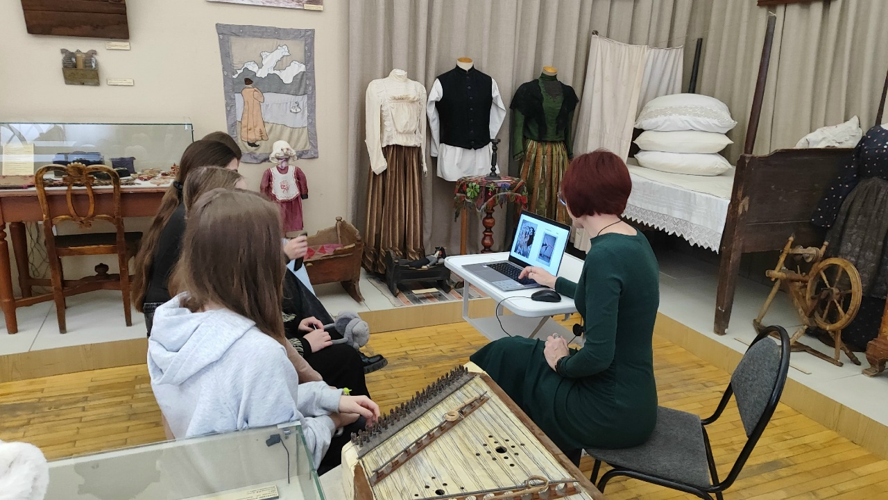 Фотоклуб «Пиксель» осваивает искусство фотоколлажа